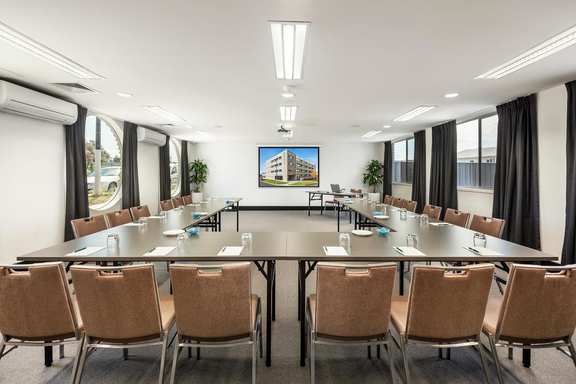 Quest Bundoora Aparthotel Melbourne Exterior foto